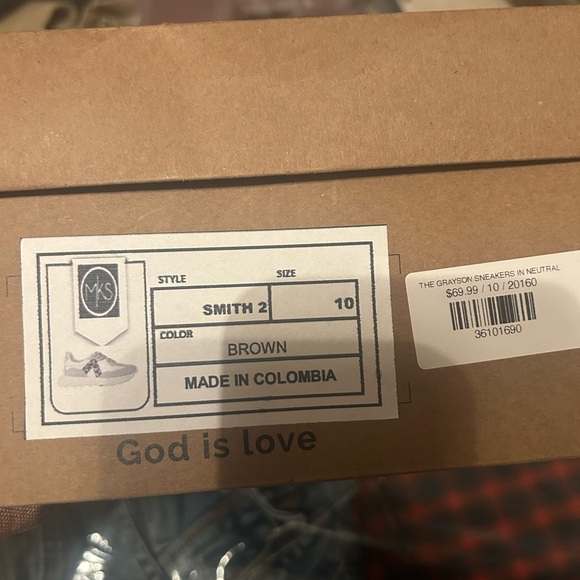 Grayson Sneakers in Neutral - Picture 5 of 5